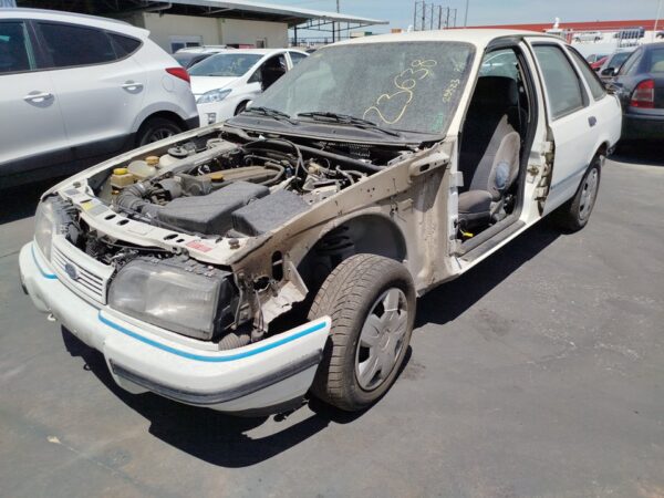 FARO IZQUIERDO FORD SIERRA BERLINA - Imagen 4