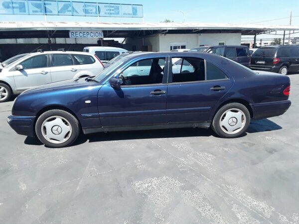 ABS MERCEDES-BENZ CLASE E (BM 210) BERLINA - Imagen 3