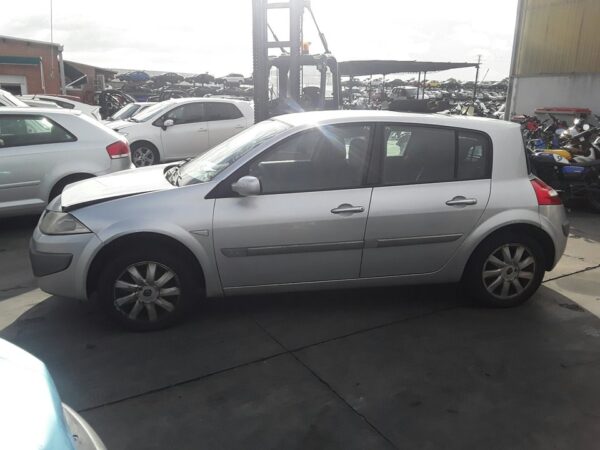 FARO IZQUIERDO RENAULT MEGANE II BERLINA 5P - Imagen 5