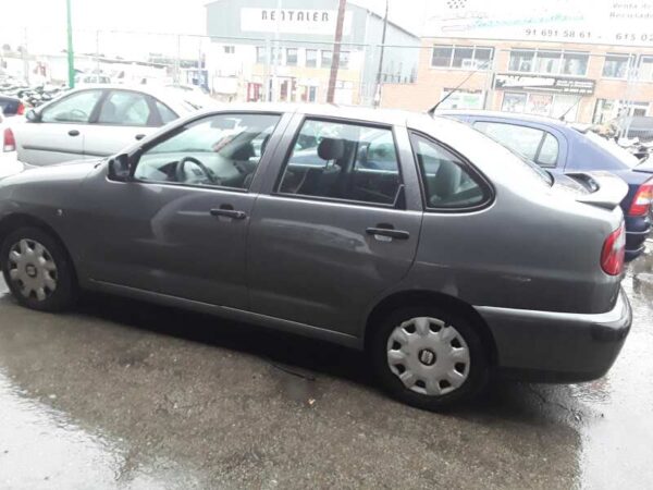 COMPRESOR AIRE ACONDICIONADO SEAT CORDOBA BERLINA (6K2) - Imagen 3