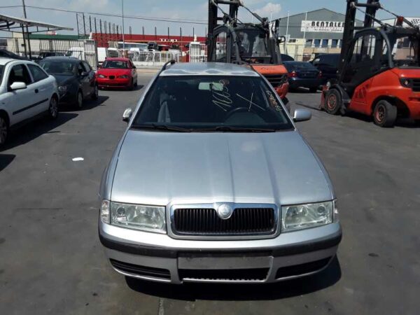 CENTRALITA MOTOR UCE SKODA OCTAVIA BERLINA (1U2) - Imagen 2