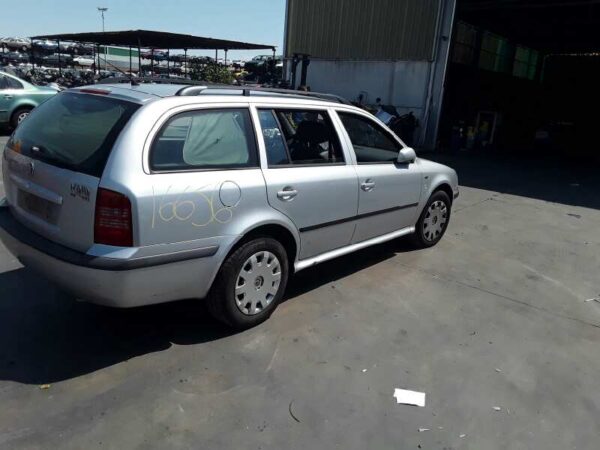 CENTRALITA MOTOR UCE SKODA OCTAVIA BERLINA (1U2) - Imagen 4