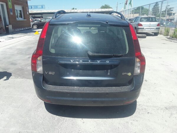 RADIADOR AGUA VOLVO V50 FAMILIAR - Imagen 2