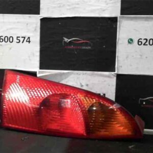 PILOTO TRASERO DERECHO FORD FOCUS BERLINA