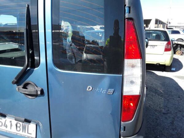 PILOTO TRASERO DERECHO FIAT DOBLO