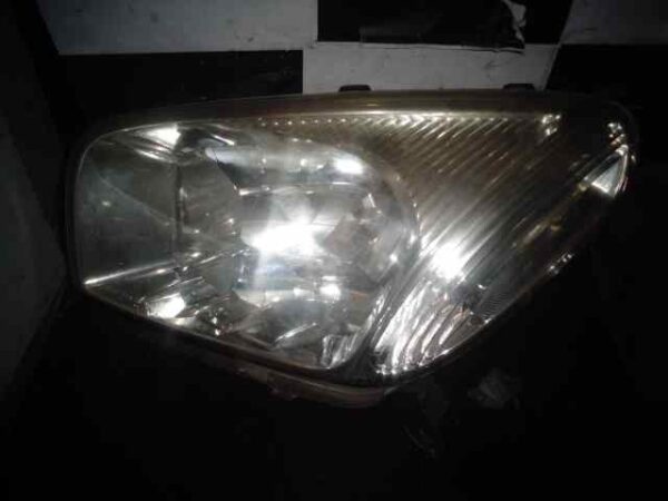 FARO IZQUIERDO TOYOTA RAV 4