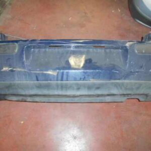 PARAGOLPES TRASERO VOLKSWAGEN GOLF IV BERLINA