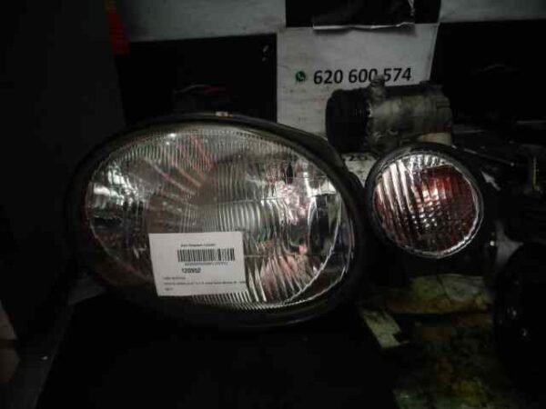 FARO DERECHO TOYOTA COROLLA