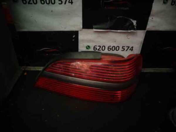 PILOTO TRASERO DERECHO PEUGEOT 406 BERLINA