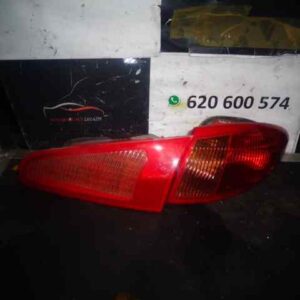PILOTO TRASERO DERECHO ALFA ROMEO 147