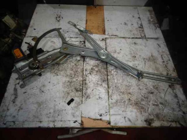 ELEVALUNAS DELANTERO DERECHO OPEL ZAFIRA A