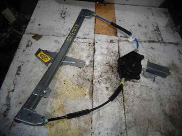 ELEVALUNAS DELANTERO IZQUIERDO PEUGEOT 206 BERLINA