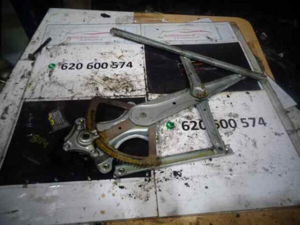 ELEVALUNAS DELANTERO IZQUIERDO TOYOTA COROLLA