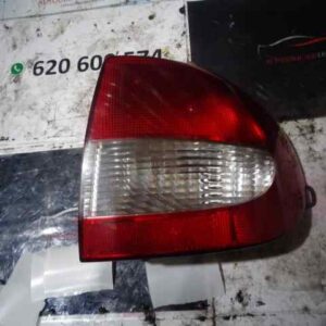 PILOTO TRASERO DERECHO RENAULT MEGANE I CLASSIC