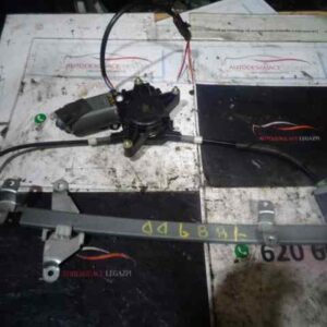 ELEVALUNAS DELANTERO DERECHO NISSAN PRIMERA BERL./FAMILIAR