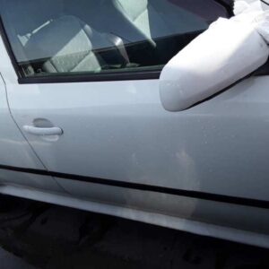 PUERTA DELANTERA DERECHA SKODA OCTAVIA BERLINA