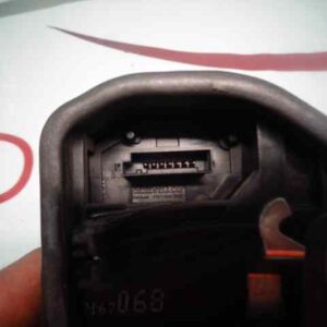 CERRADURA PUERTA DELANTERA DERECHA BMW SERIE 1 BERLINA