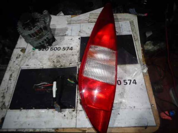 PILOTO TRASERO IZQUIERDO FORD MONDEO BERLINA