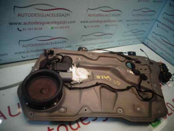 ELEVALUNAS DELANTERO DERECHO VOLKSWAGEN GOLF IV BERLINA