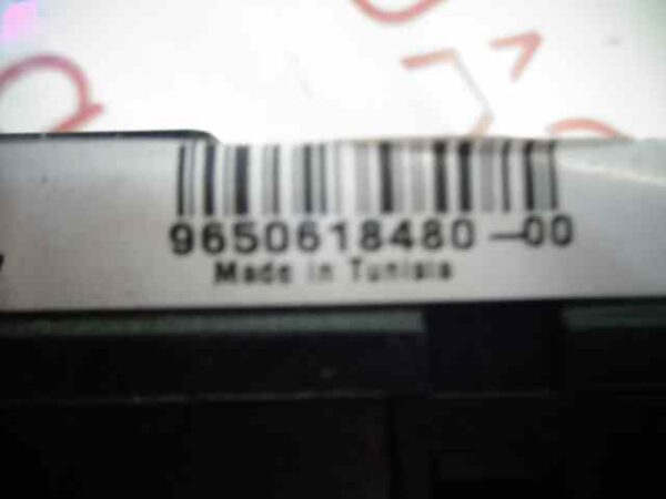 CAJA RELES / FUSIBLES CITROEN XSARA PICASSO