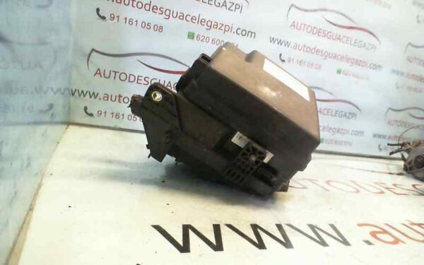 CAJA RELES / FUSIBLES HYUNDAI I30