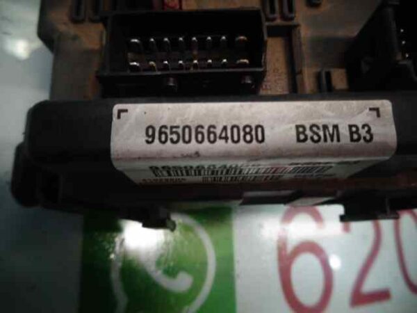 CAJA RELES / FUSIBLES PEUGEOT 206 BERLINA