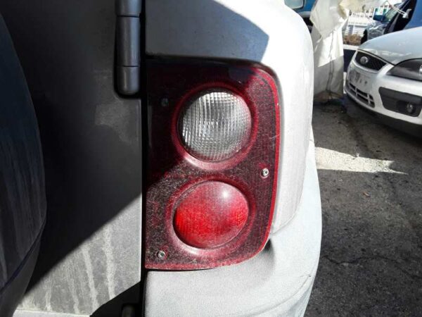 PILOTO TRASERO DERECHO LAND ROVER FREELANDER