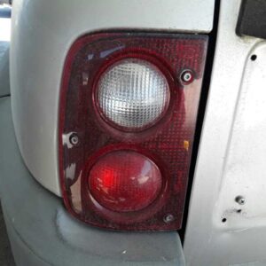 PILOTO TRASERO IZQUIERDO LAND ROVER FREELANDER