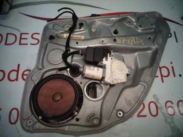 ELEVALUNAS TRASERO DERECHO VOLKSWAGEN GOLF IV BERLINA