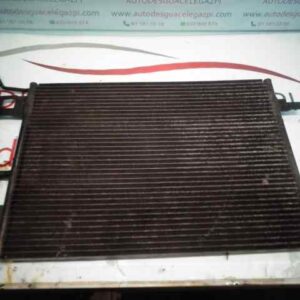 CONDENSADOR / RADIADOR  AIRE ACONDICIONADO VOLKSWAGEN PASSAT BERLINA