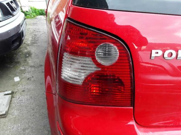PILOTO TRASERO IZQUIERDO VOLKSWAGEN POLO