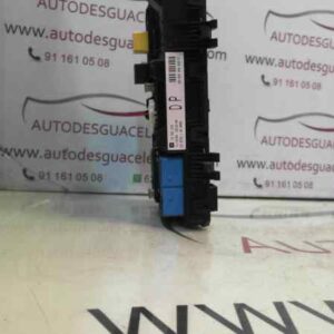 CAJA RELES / FUSIBLES OPEL ASTRA H BERLINA