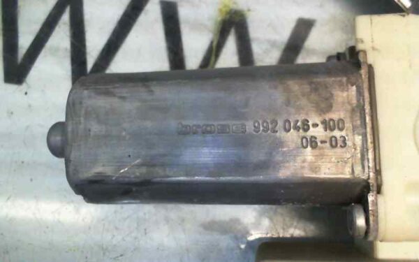 ELEVALUNAS TRASERO DERECHO TOYOTA AVENSIS BERLINA