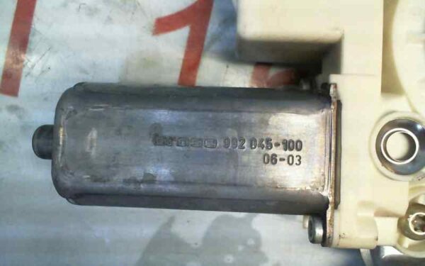 ELEVALUNAS TRASERO IZQUIERDO TOYOTA AVENSIS BERLINA