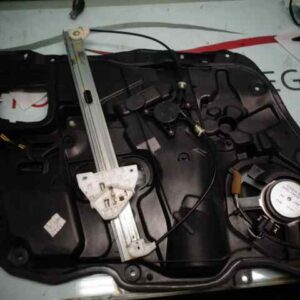 ELEVALUNAS DELANTERO DERECHO MAZDA 3 BERLINA