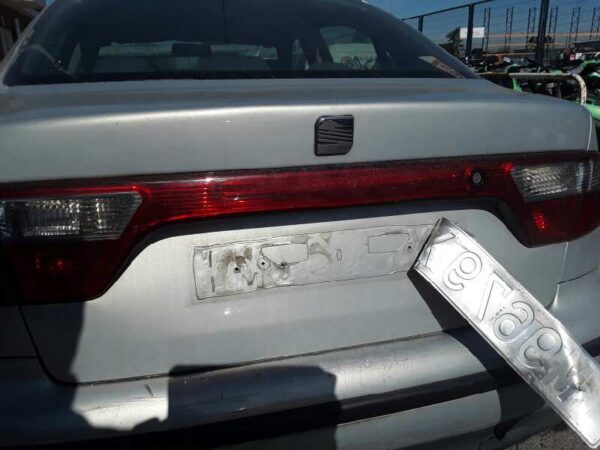 TAPA MALETERO SEAT TOLEDO