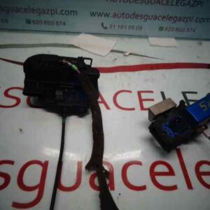 CERRADURA PUERTA TRASERA DERECHA NISSAN QASHQAI