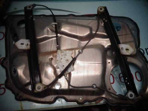 ELEVALUNAS DELANTERO DERECHO AUDI A8