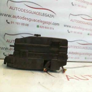 CAJA RELES / FUSIBLES HYUNDAI TRAJET