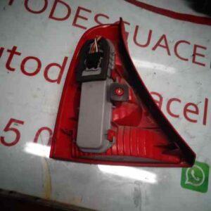 PILOTO TRASERO DERECHO RENAULT CLIO II FASE II