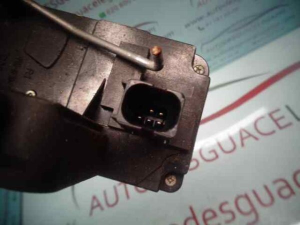 CERRADURA PUERTA TRASERA DERECHA OPEL VECTRA B BERLINA