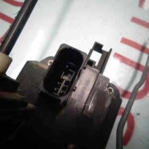 CERRADURA PUERTA DELANTERA IZQUIERDA OPEL VECTRA B BERLINA