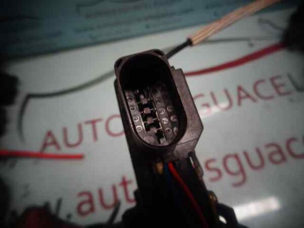 CERRADURA PUERTA DELANTERA DERECHA AUDI A6 BERLINA