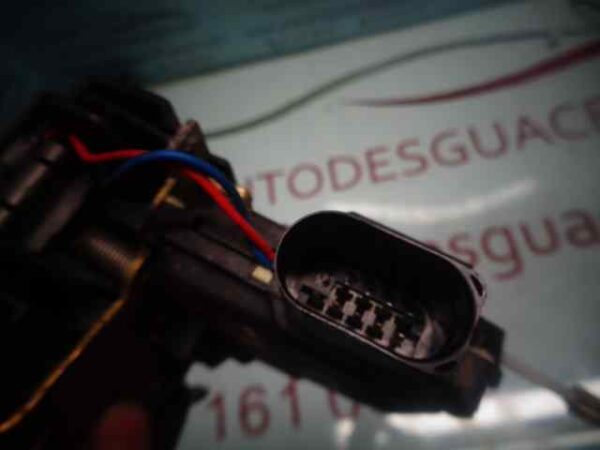 CERRADURA PUERTA DELANTERA IZQUIERDA AUDI A6 BERLINA