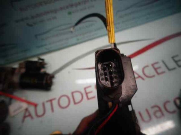 CERRADURA PUERTA TRASERA DERECHA AUDI A6 BERLINA