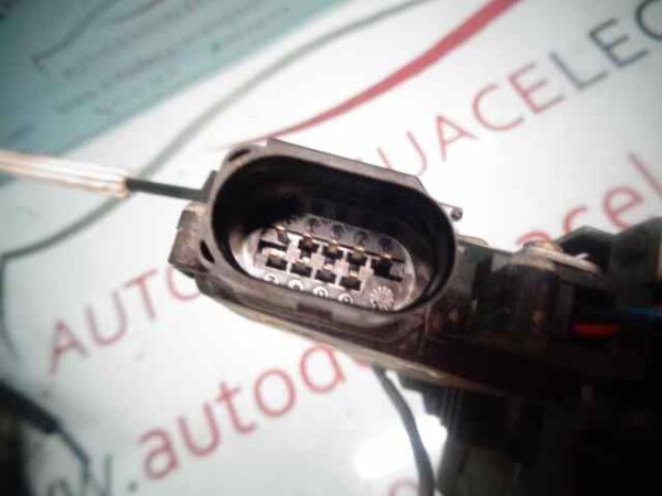 CERRADURA PUERTA DELANTERA DERECHA AUDI A6 AVANT