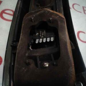 PILOTO TRASERO DERECHO OPEL CORSA C