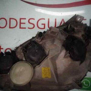 FARO DERECHO MERCEDES CLASE A