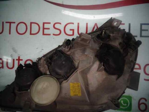 FARO DERECHO MERCEDES CLASE A