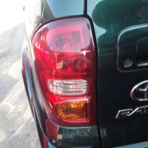PILOTO TRASERO IZQUIERDO TOYOTA RAV 4